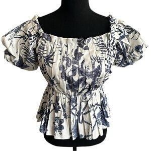 ANTONIO MELANI Short Sleeve Off Shoulder Cropped Top Size 4  Blue/White Floral
